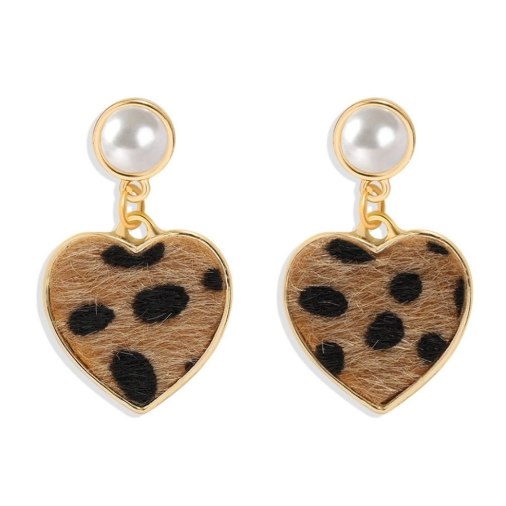 New! Gold Leopard Heart Textured Dangle Earrings - Picture 3 of 4